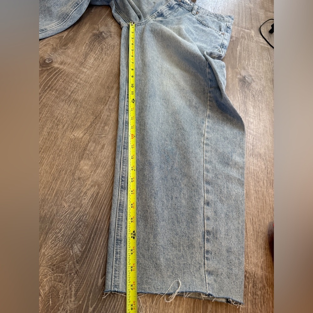 Rebecca Minkoff Barrel Leg Jeans Size 8 - Picture 8 of 12